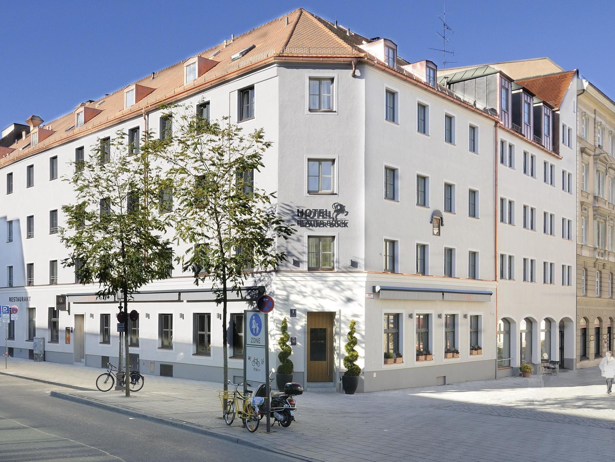 Hotel Blauer Bock 3*